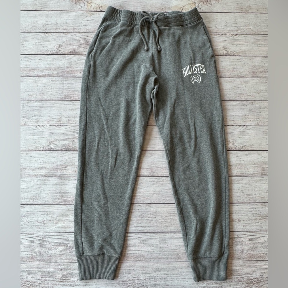 Hollister High-Rise Fleece Logo Joggers